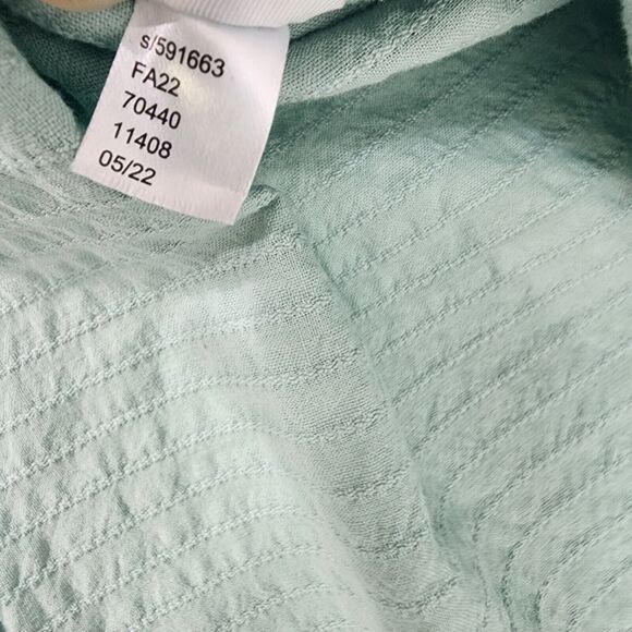 Loft Womens Blouse Medium Mint Green Lace Pleated Button Down Textured Long Slv - Picture 9 of 9